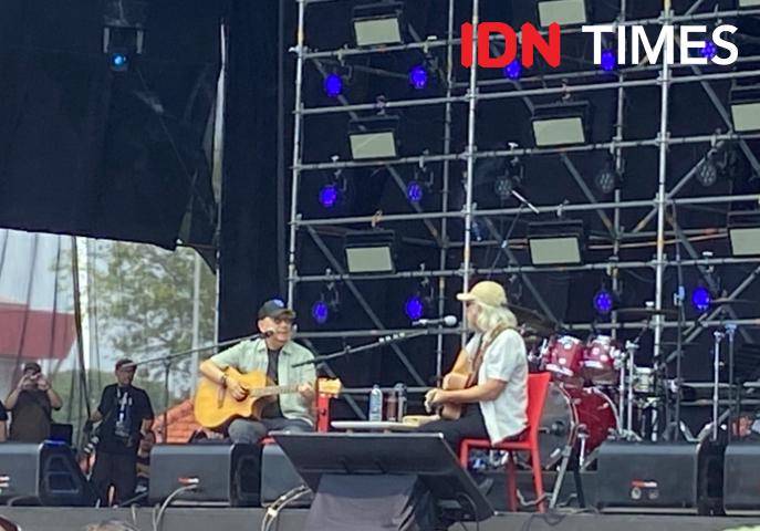 potret Ebiet G. Ade dan Iwan Fals di Pestapora hari pertama, Jumat (5/9/2025) 