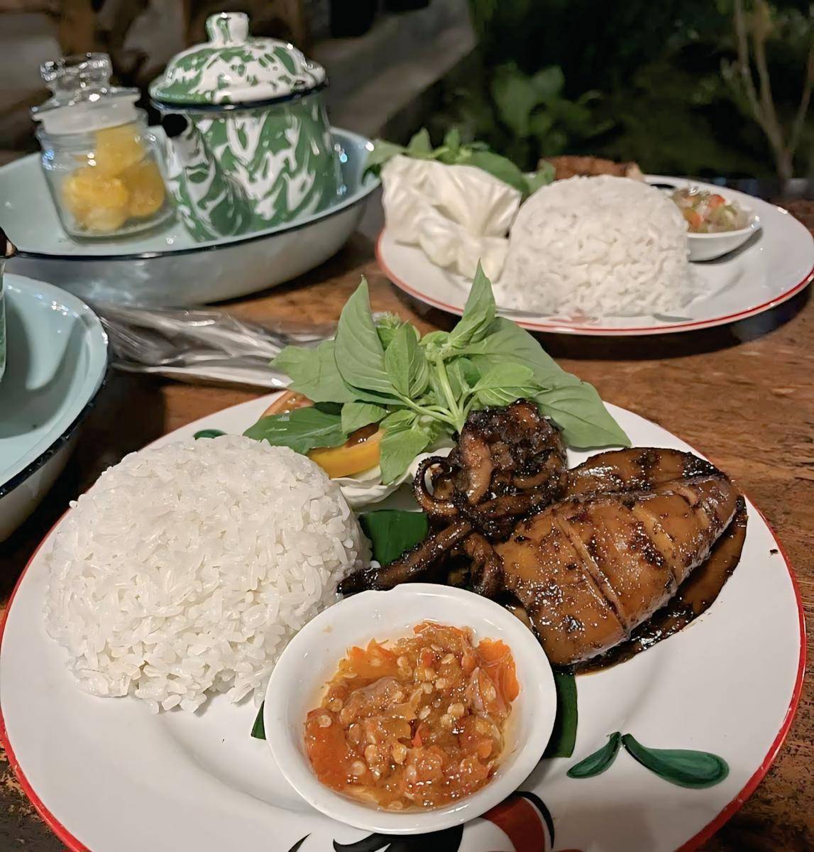 Waroeng Nyamleng (google.com/maps/Trevi Putri)