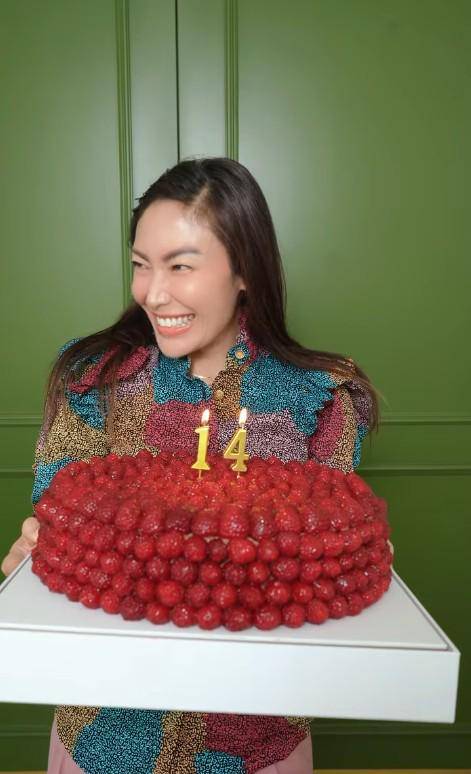 Syukuran Ulang Tahun Ayu Dewi ke-41
