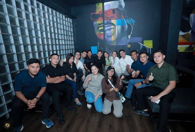 Potret Angel Karamoy dan Gusti Ega Liburan Bersama di Sydney