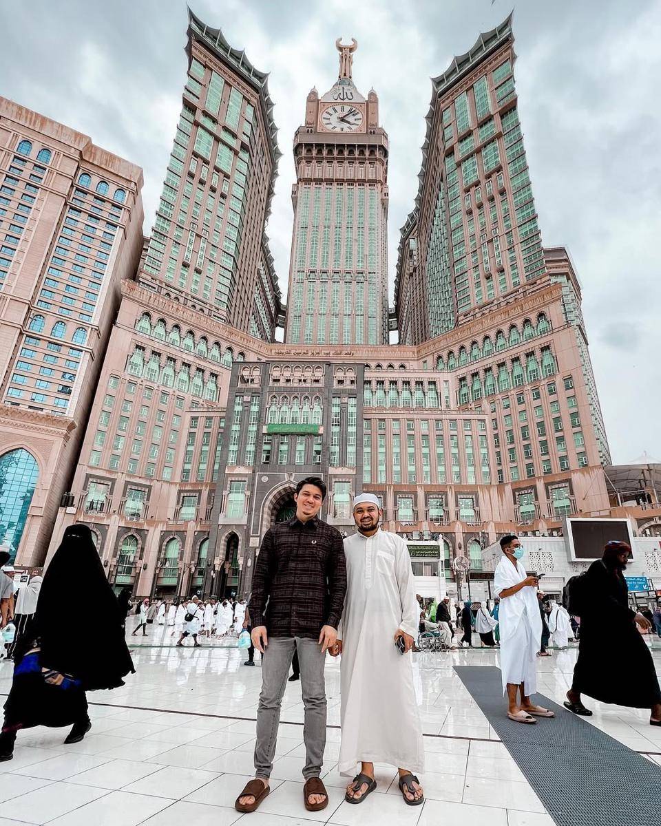 Mix and Match Skinny Jeans ala Irwansyah (instagram.com/irwansyah_15)