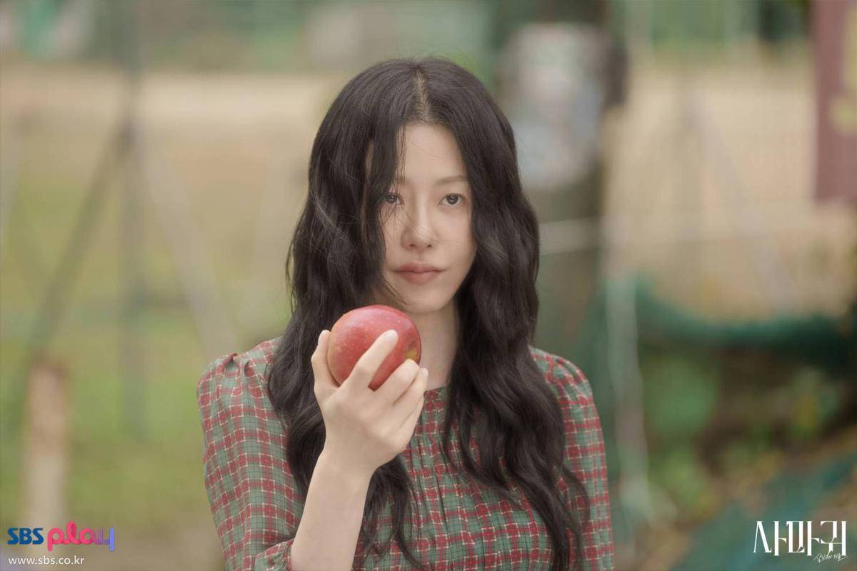Cuplikan drama Korea Queen Mantis