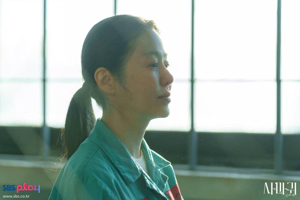 Cuplikan drama Korea Queen Mantis 