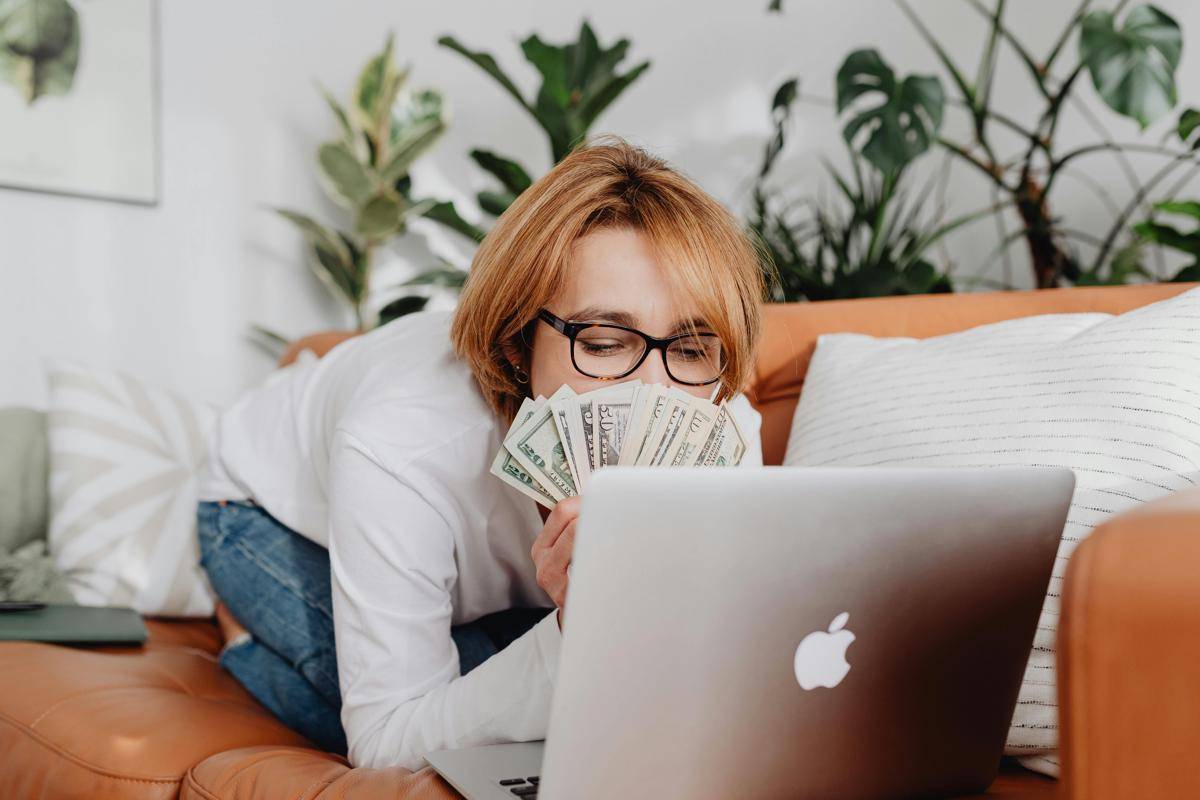 Ilustrasi Orang Financial Freedom