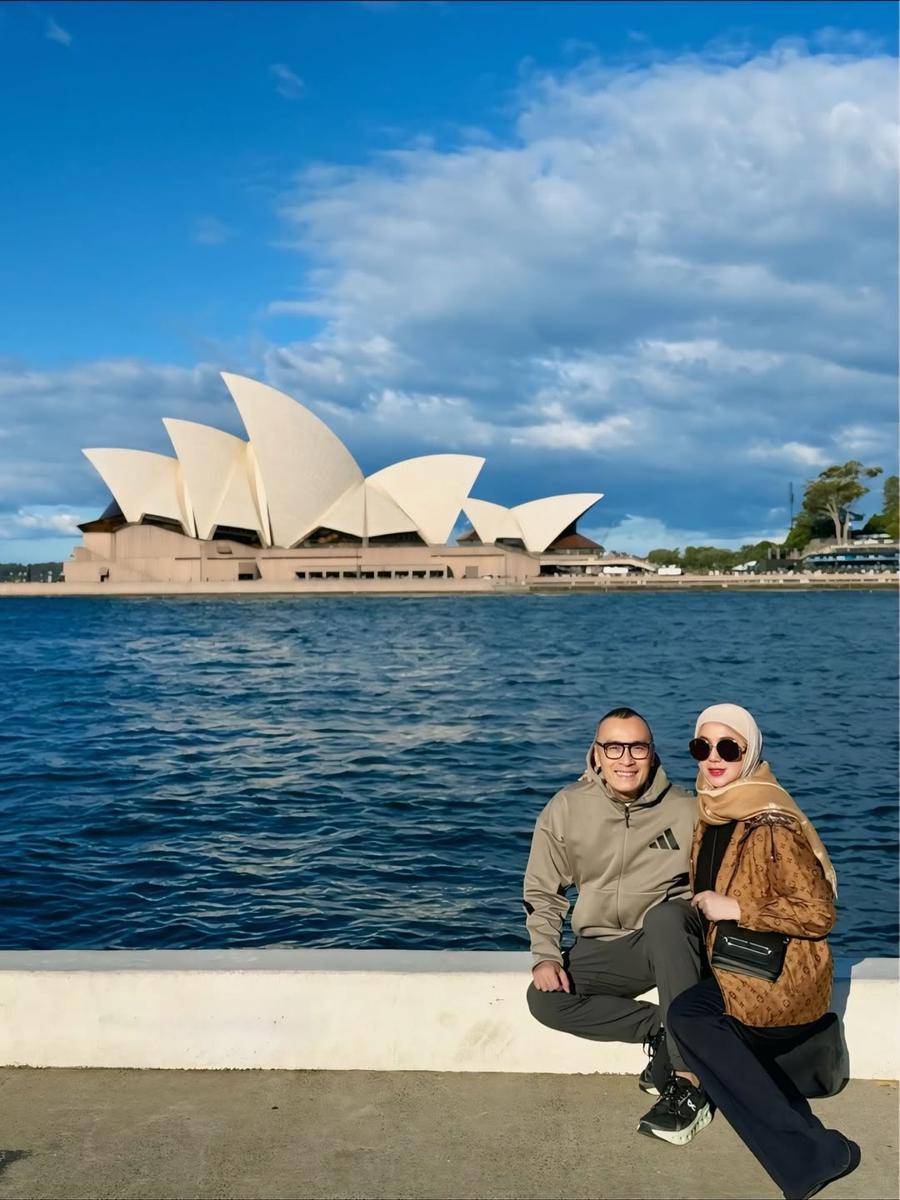 potret Marini Zumarnis dan suami (instagram.com/marinizumarnisreal)