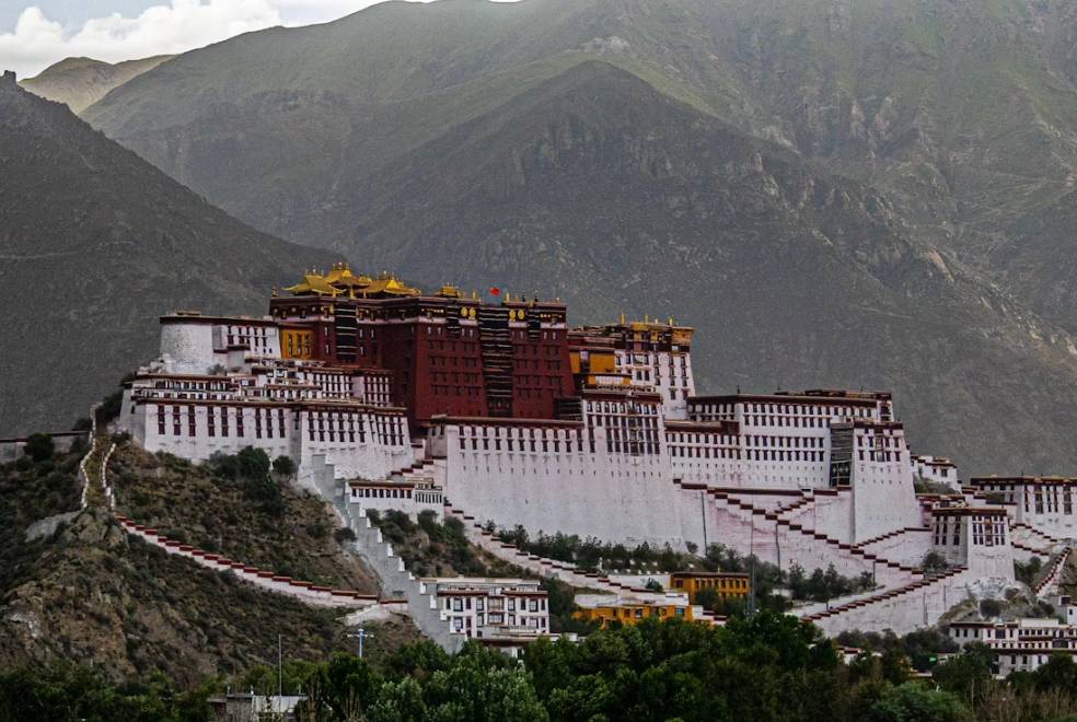potret Kota Lasha, Tibet