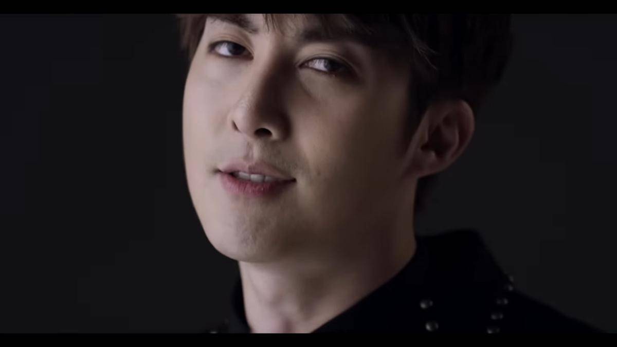 cuplikan MV "Pain"