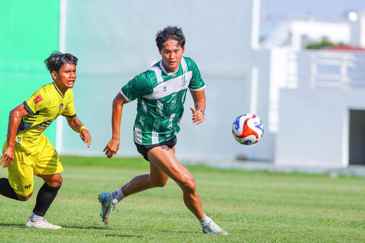 Duel PSMS kontra PS Kwarta di Stadion Mini Pancing, Sabtu (7/9/2025) (IDN Times/Doni Hermawan)