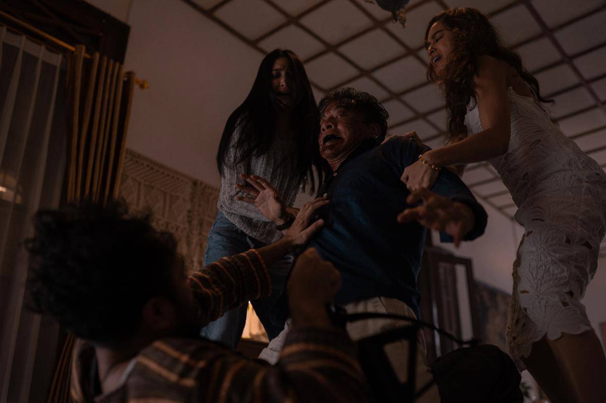 Cuplikan film Abadi Nan Jaya