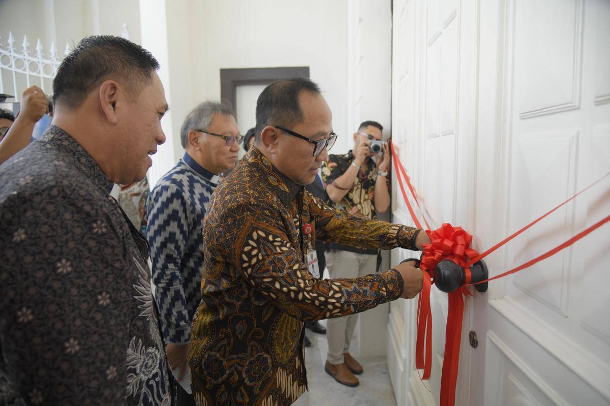Gereja blenduk, wakil wali kota semarang, iswar aminuddin