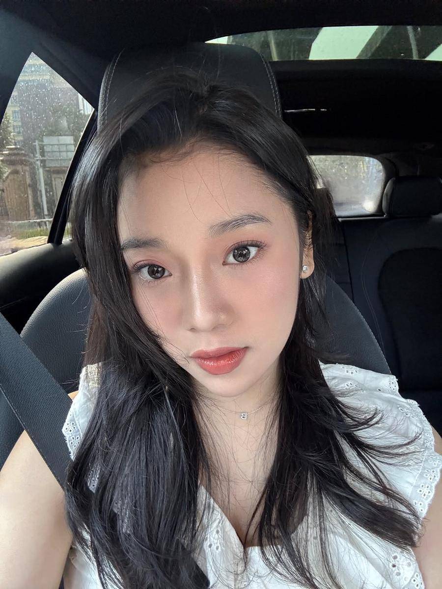 Anggis Devaki (instagram.com/anggisdevakii)