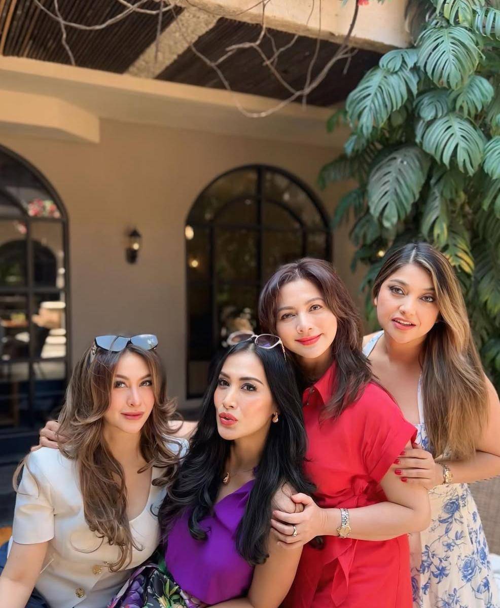 reuni Diah Permatasari, Cut Keke, Sarah Azhari, dan Diana Pungky