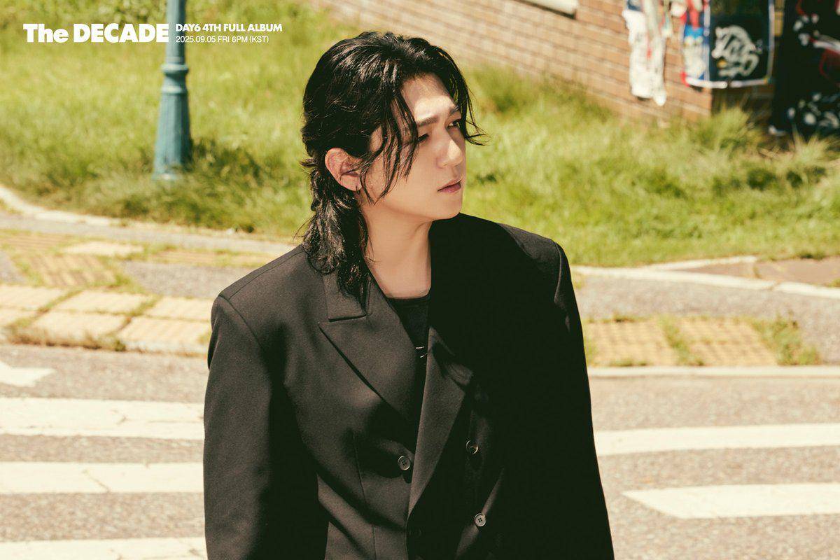 potret DAY6 di full album The DECADE (x.com/day6official)