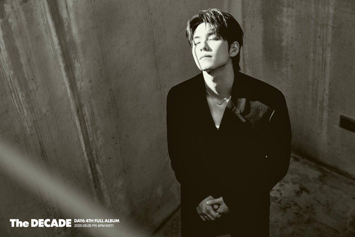 potret DAY6 di full album The DECADE (x.com/day6official)