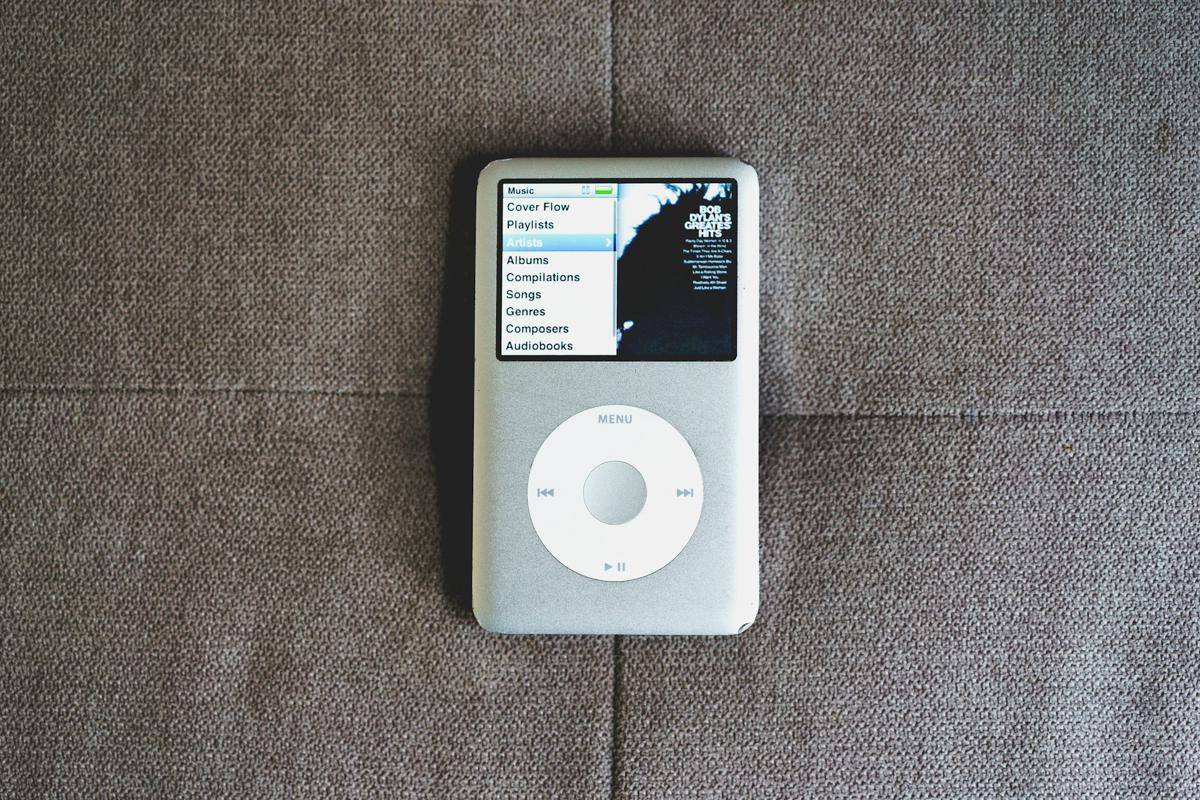 ilustrasi MP3 Player 