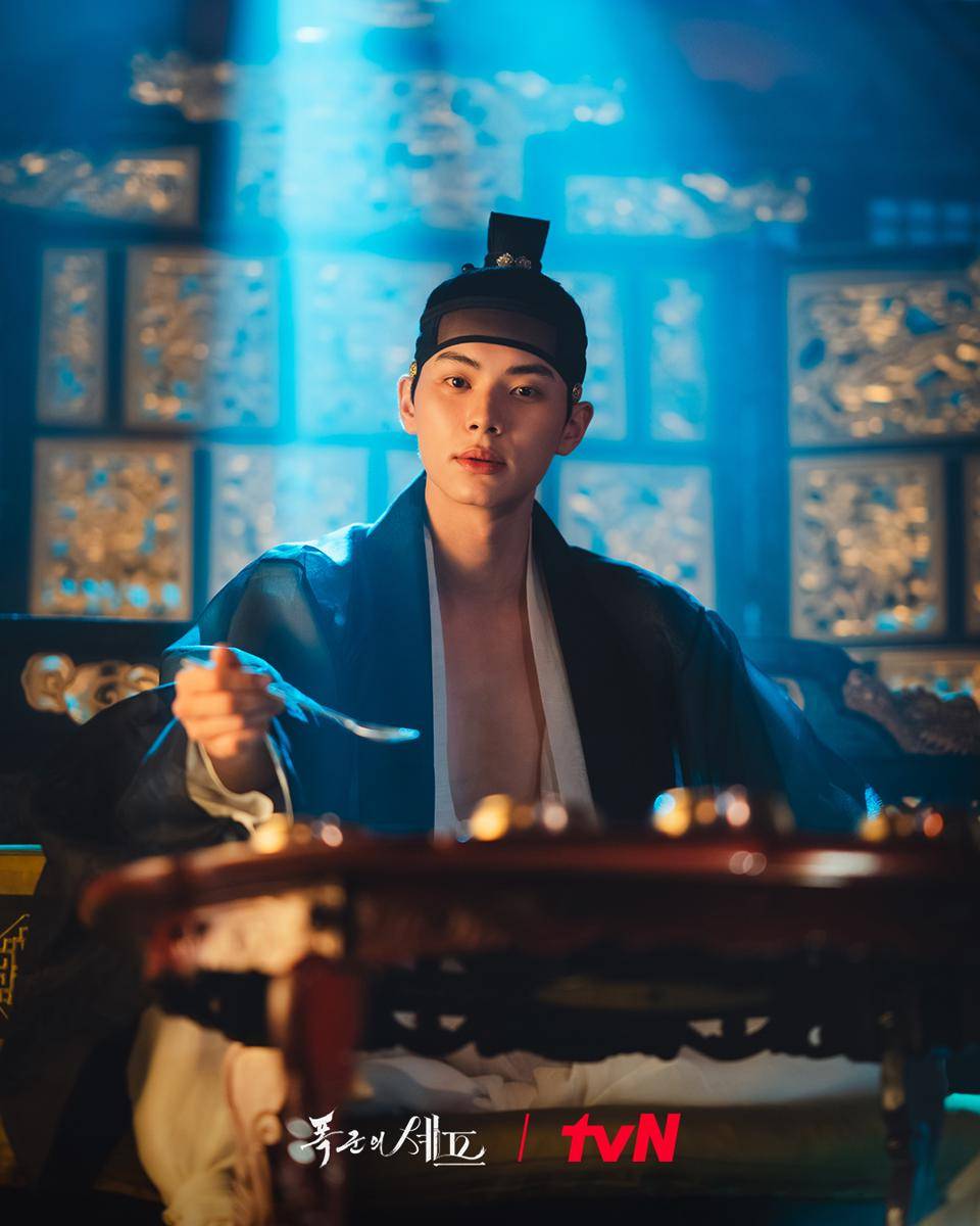 cuplikan drama Bon Appetit, Your Majesty (instagram.com/tvn_drama)