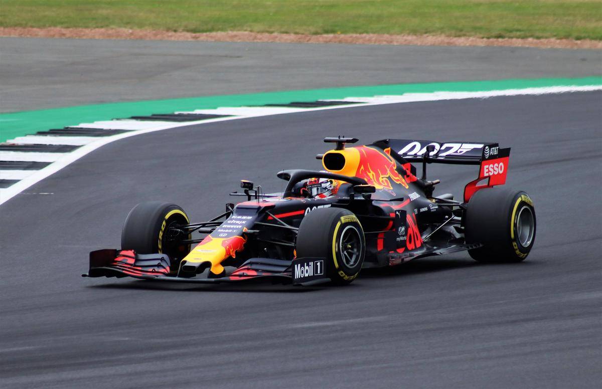ilustrasi Max Verstappen