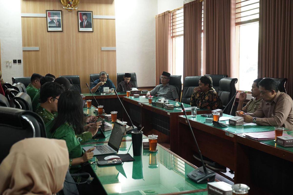 Audiensi HIPMI Bantul dengan KOMISI C dan D DPRD Bantul.(IDN Times/Daruwaskita)