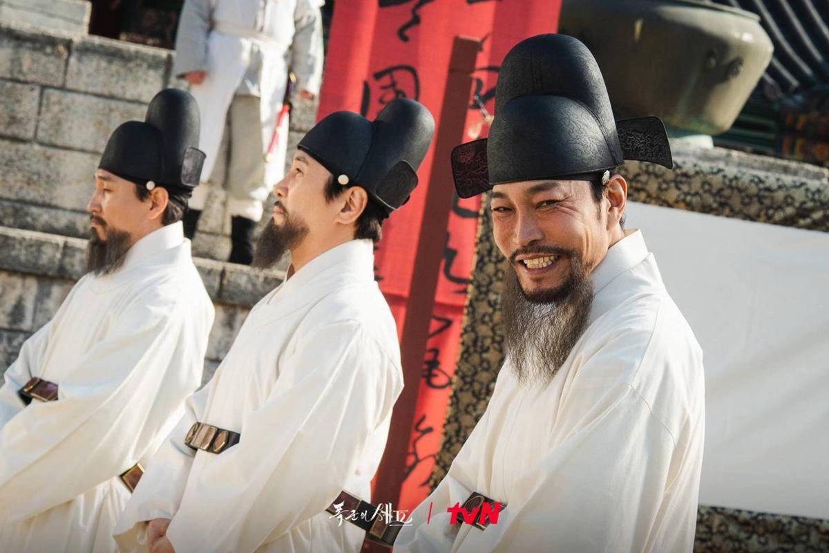 Still cut drama Bon Appetit, Your Majesty (dok. tvN/Bon Appetit, Your Majesty)