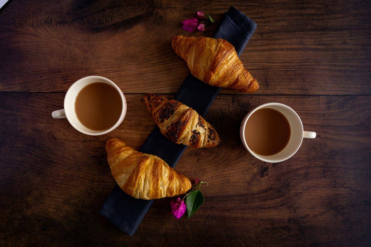 ilustrasi croissant (pexels.com/Amanda Hemphill)