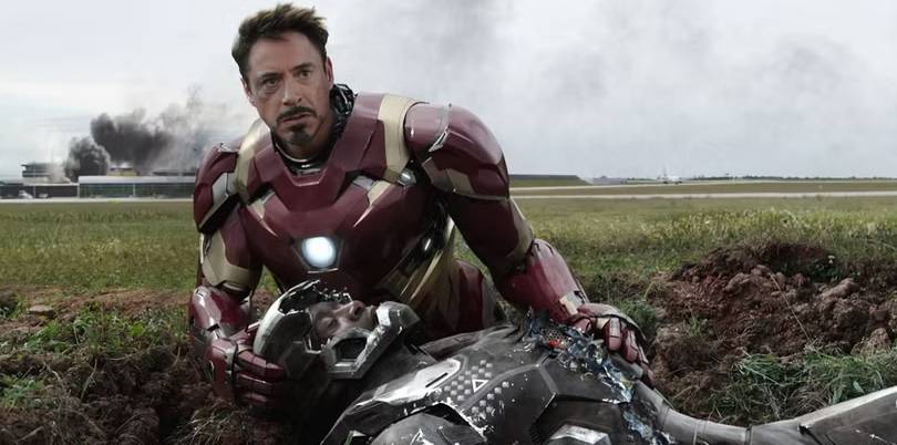 Tony Stark dan Rhodey
