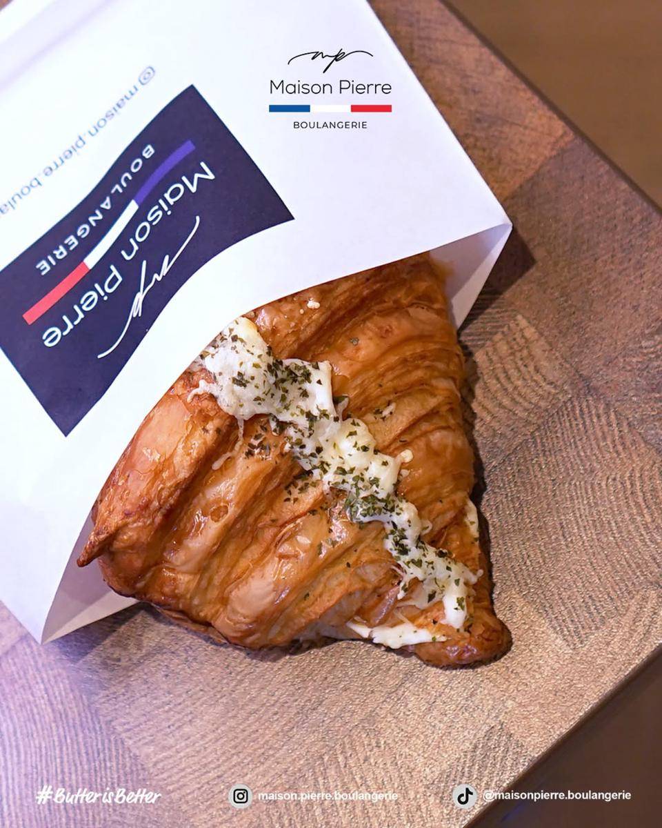 salah satu croissant Maison Pierre Boulangerie & Cafe (instagram.com/maison.pierre.boulangerie)