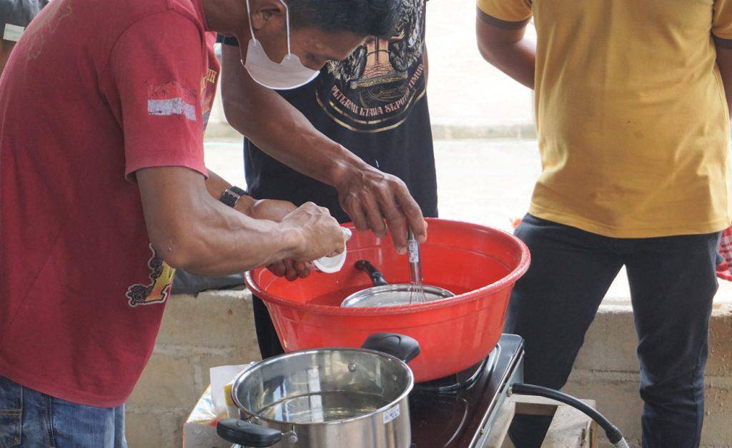 Itera Melakukan Kegiatan Edukasi dan Pemanfaatan Susu Ternak Menjadi Produk Yoghurt di Kelompok Ternak Seputih Timur, Kecamatan Seputih Banyak, Lampung Tengah
