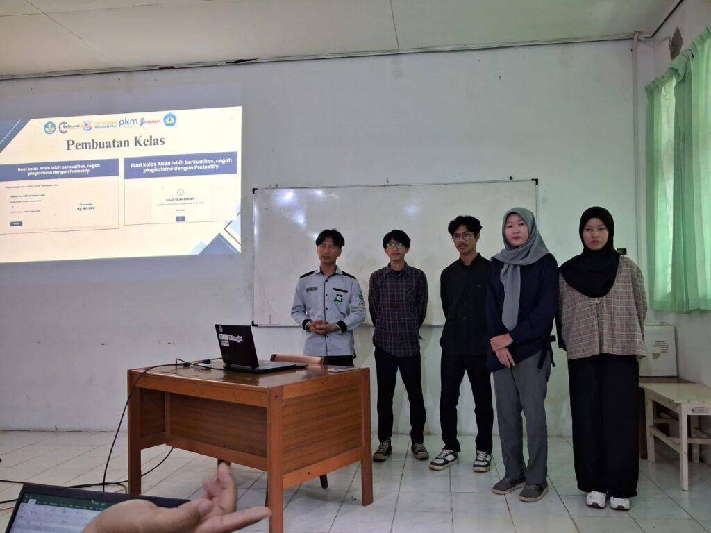 Tim PKM Unila Berhasil Kembangkan Protextify, Platform Penulisan Digital Anti-Plagiarisme Berbasis Cloud-Based Website dan Text Analytics