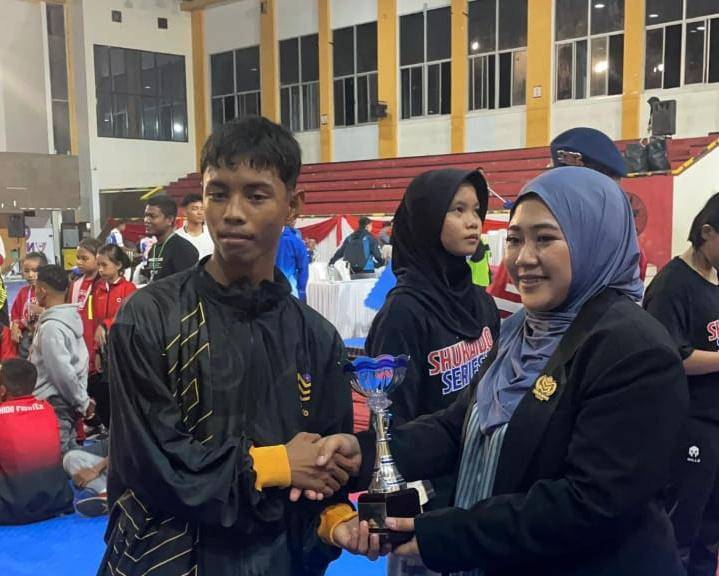 Muhammad Dhijey Lexsie saat meraih prestasi di Padang Pariaman (dok.pelatih)