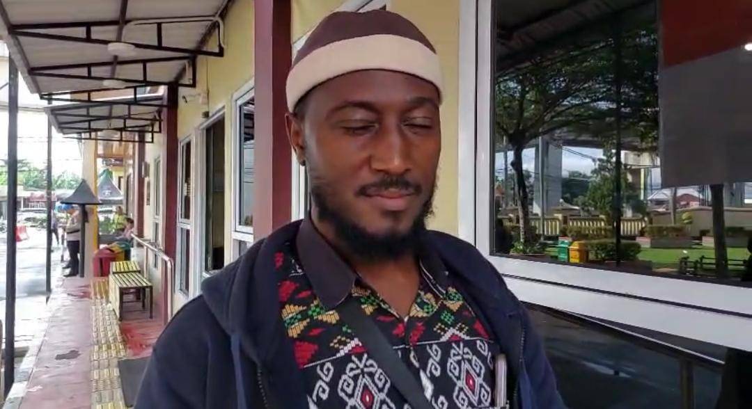 Yahia Hamid Mohamed Adam (40) mahasiswa asal Sudan yang mengalami penipuan (Dok: ist)