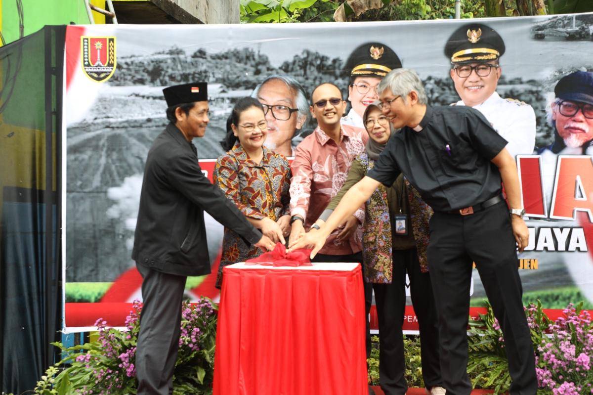 Romo Mangun, YB Mangunwijaya