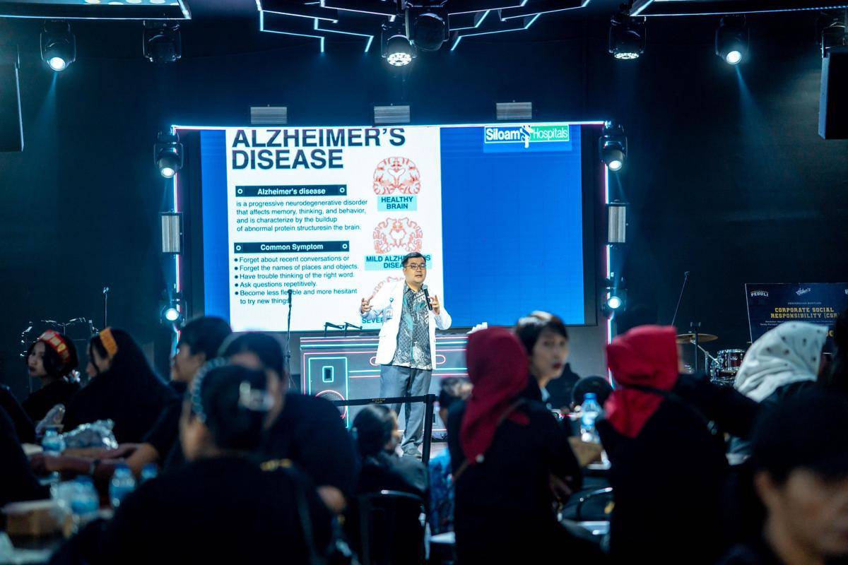 holywings peduli, alzheimer, pemeriksaan kesehatan
