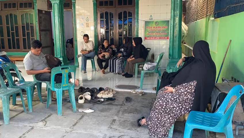Rumah duka Fahri, karateka Sumut yang meninggal dalam kecelakaan ALS (IDN Times/Eko Agus Herianto)