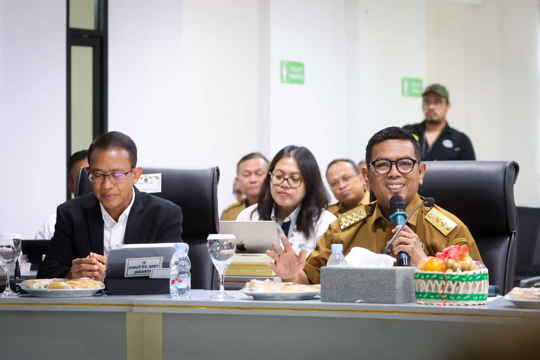 Andra Soni saat bertemu dengen pihak MRT (Dok. Istimewa)