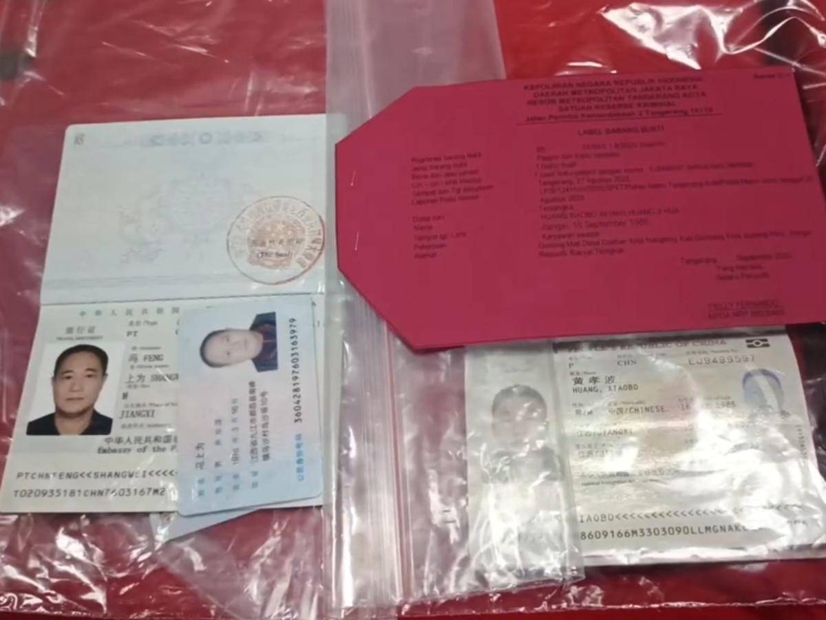 2 WN China ditangkap Polisi usai bobol rumah mewah di Tangerang (IDN Times/Maya Aulia Aprlianti)