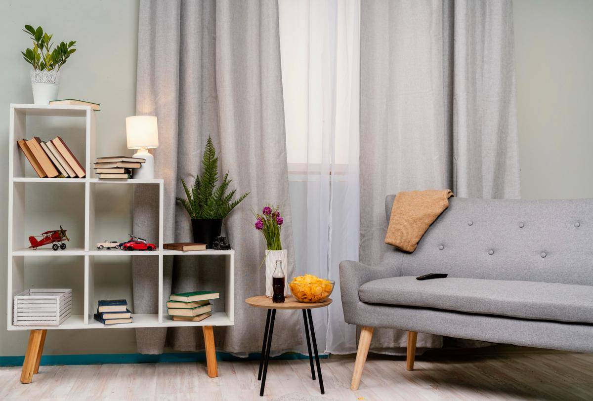Inspirasi Sudut Baca di Rumah yang Cozy Banget Buat Me Time (Freepik.com/ Freepik)