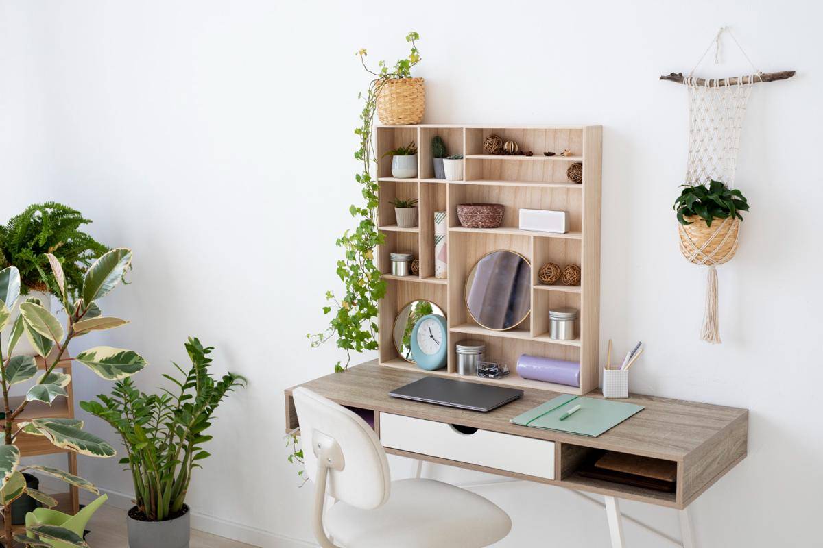 Inspirasi Sudut Baca di Rumah yang Cozy Banget Buat Me Time (Freepik.com/ Freepik)