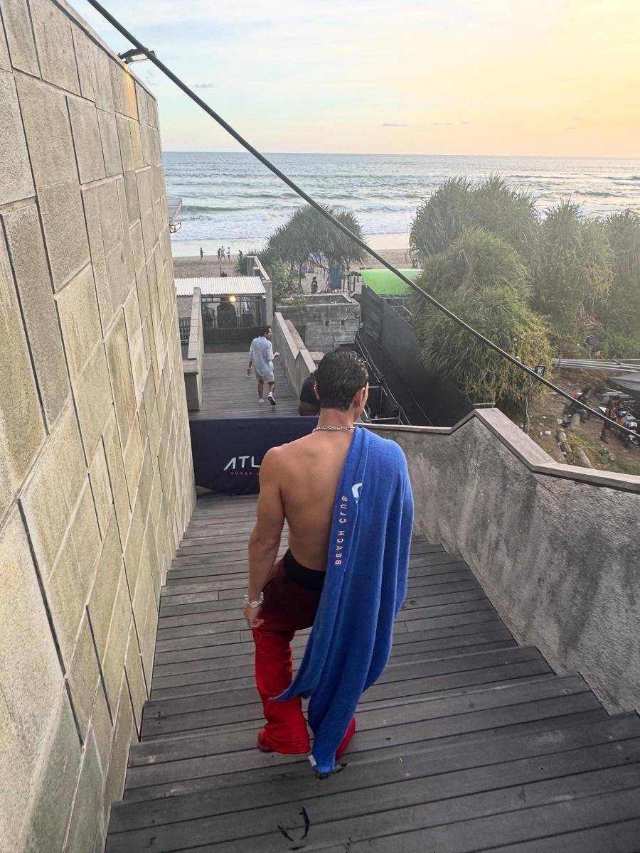 Baekho liburan di Bali (instagram.com/this_is_baekho)