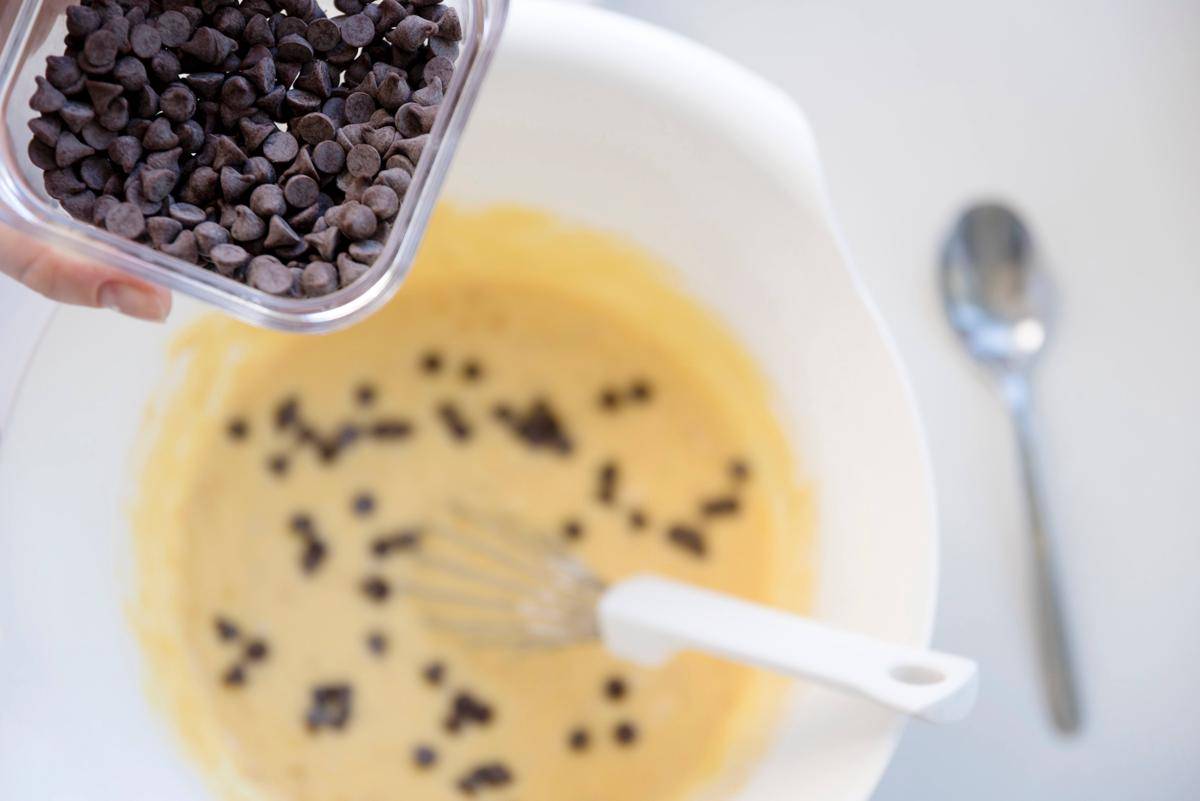 ilustrasi tambahkan choco chip (freepik.com/freepik)