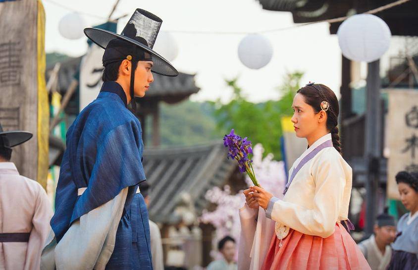 still cut drama Korea Bon Appétit, Your Majesty (instagram.com/tvn_drama)