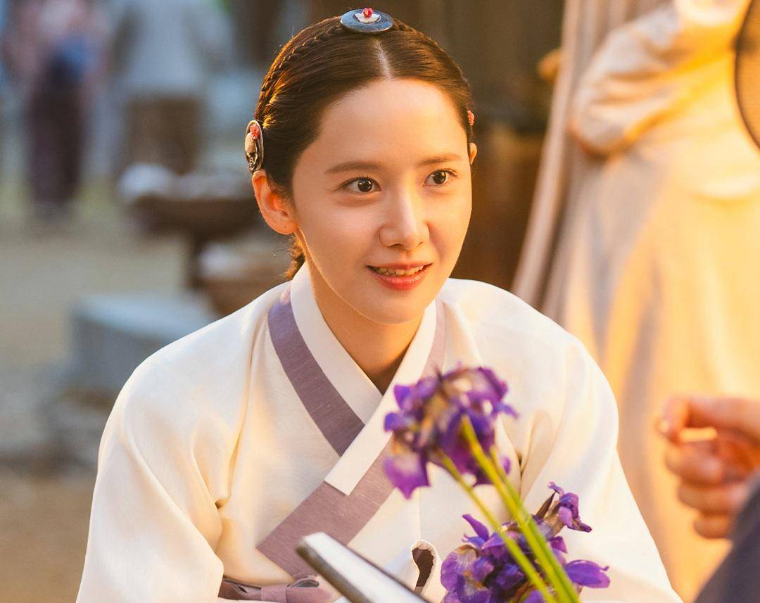 still cut drama Korea Bon Appétit, Your Majesty (instagram.com/tvn_drama)