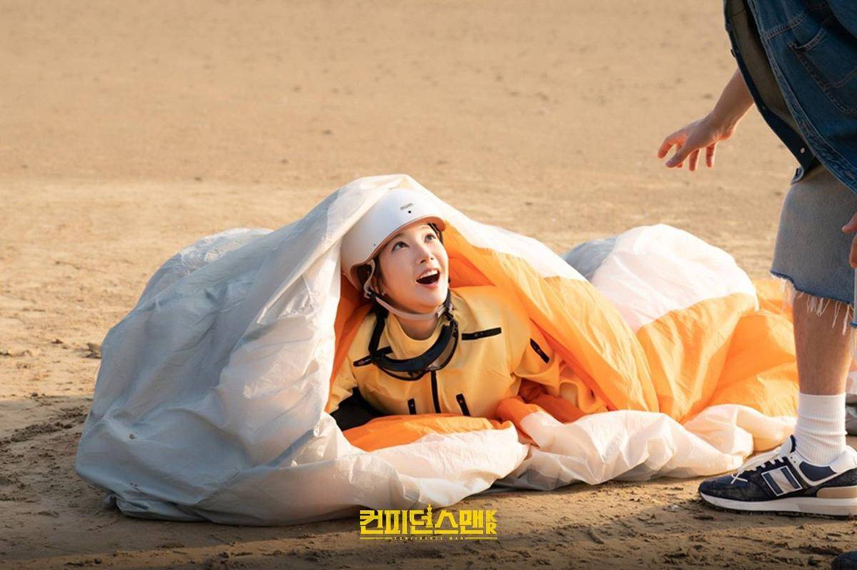 Cuplikan drama Korea Confidence Queen