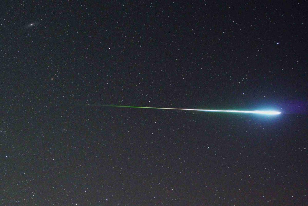 Hujan Meteor Epsilon-Perseids