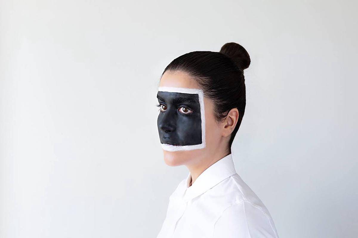 ilustrasi task masking (pexels.com/Farhad Rahgozar)