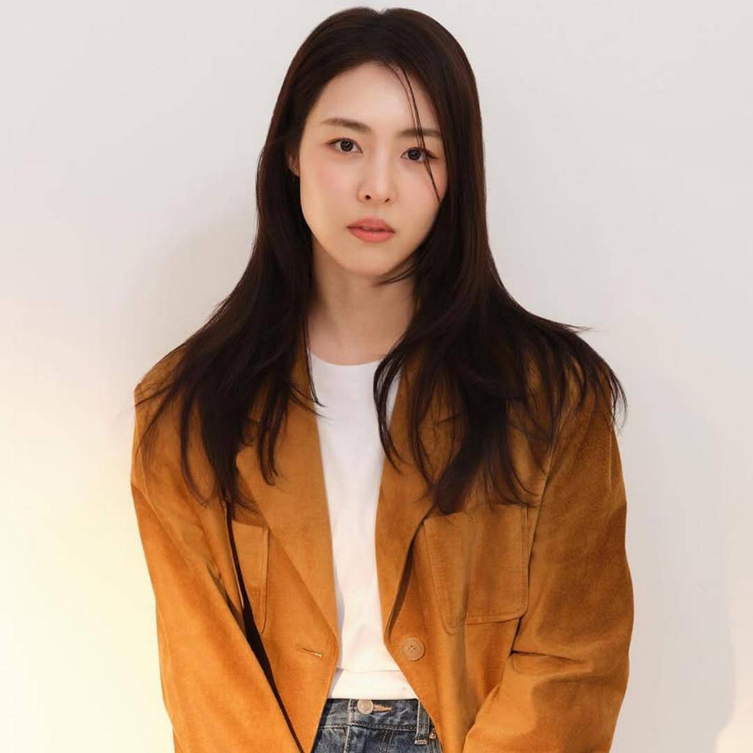potret Lee Yeon Hee (instagram.com/yeonhee.luv)