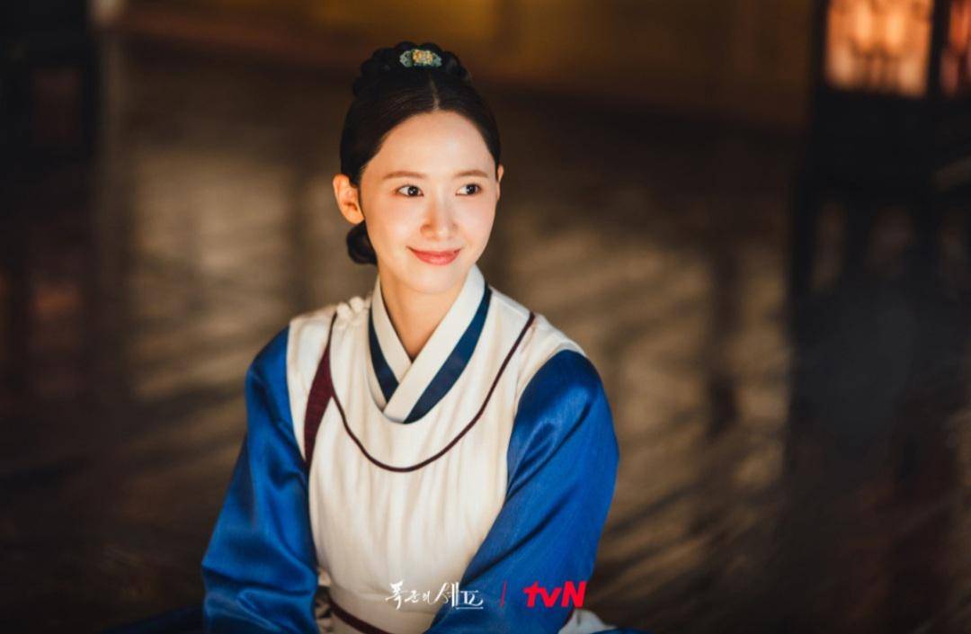 Cuplikan drakor Bon Appétit, Your Majesty (dok.tvN/Bon Appétit, Your Majesty)