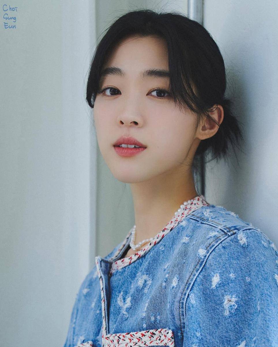 Potret Choi Sung Eun