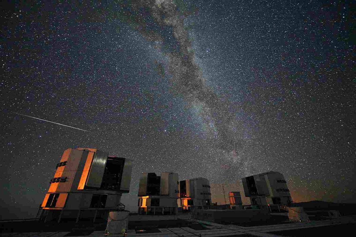Hujan Meteor Epsilon-Perseids