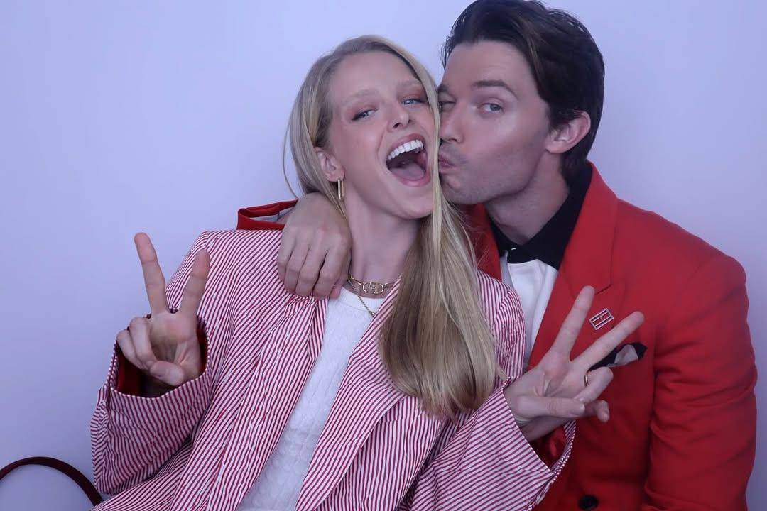 Pasangan Patrick Schwarzenegger dan Abby Champion