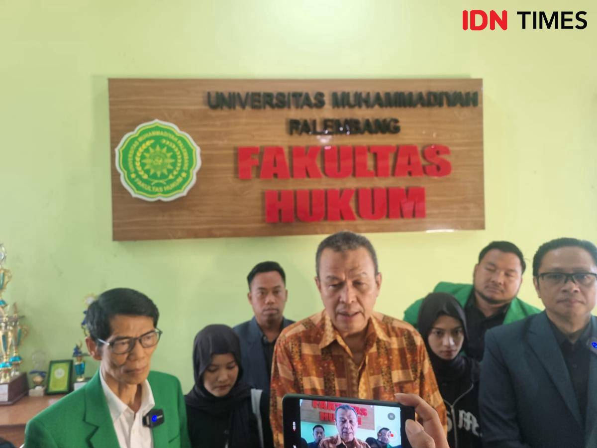 Kasus pelaporan terhadap Dekan Fakultas Hukum Universitas Muhammadiyah Palembang (UMP) Abdul Hamid Usman berujung penerbitan Surat Penghentian Penyidikan (SP 3) dari kepolisian. (IDN Times/Rangga Erfizal)